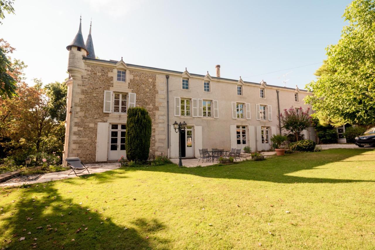 Mazette! Le Chateau Niort Exterior foto